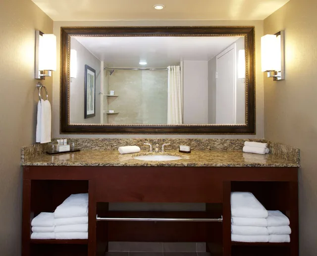 جناح بسريرين كوين بغرفتين، Embassy Suites by Hilton Portland Washington Square 2/2