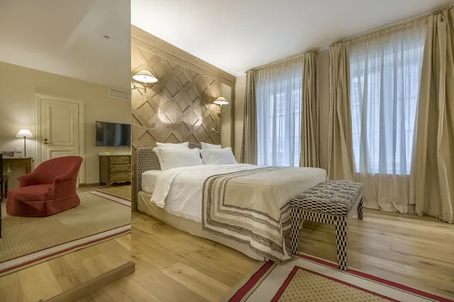 غرفة ديلوكس بسرير كينج، Relais Chateaux Stikliai Hotel 1/3