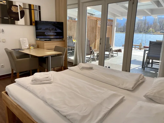 Top, Luxury, Apartment, Twin Beds, River View, AJO AT ART & BEACH APARTMENT VIENNA 4/10