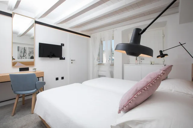 غرفة ديلوكس بسرير مزدوج أو سريرين منفصلين، Bova Luxury Rooms 7/10