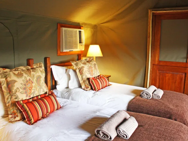 غرفة فاخرة عائلية، Buffelsdrift Game Lodge 2/2