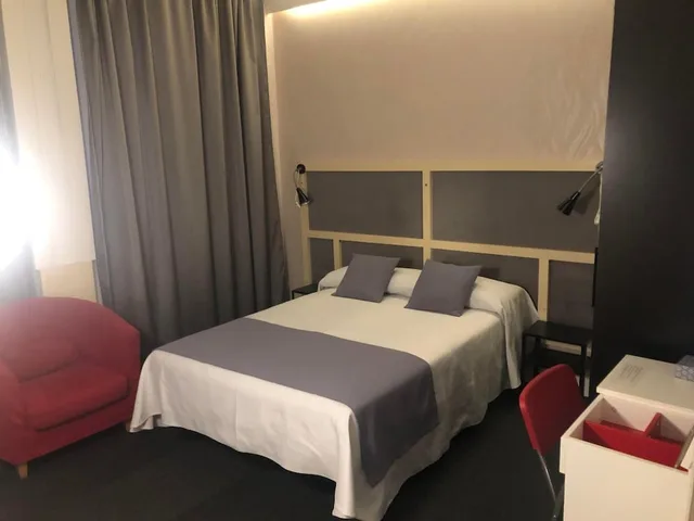 غرفة داخلية سوبيريور بسرير مزدوج بحوض استحمام، Hotel Palermo 6/10