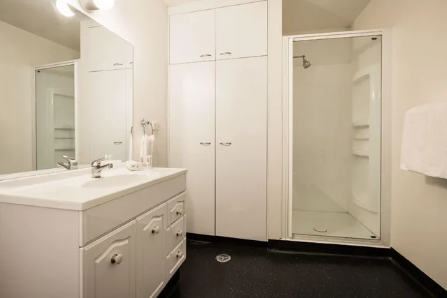 1 Bedroom, Budget, Apartment, Stair Access Only، Quest Savoy 3/4