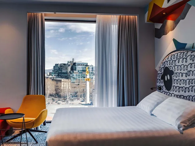 جناح بشرفة، Ibis Styles Tbilisi Center 3/10