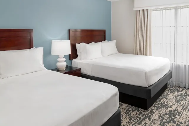 جناح ركني بسريرين كوين لذوي الإعاقة، Embassy Suites by Hilton Fort Myers Estero 2/4