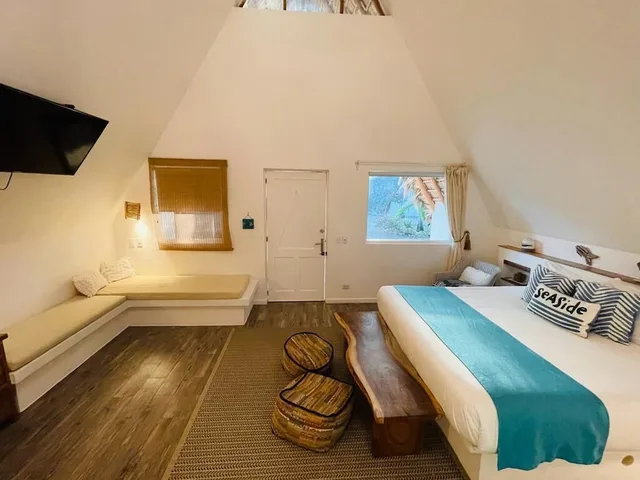 جناح عائلي بسرير كينج وسريرين منفصلين، Punta Rucia lodge 1/4