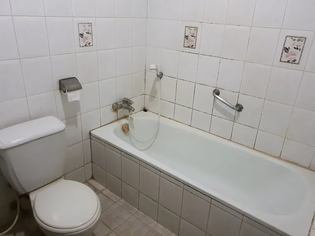 جناح بسرير كينج، DeQur Hotel Bandung 4/7