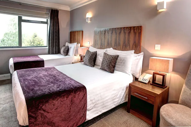 غرفة بسريرين، Best Western Plus Centurion Hotel 2/3