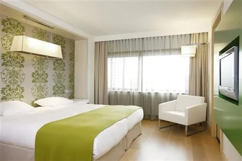 Room, Double Bed, Nh Amsterdam Zuid 1/1