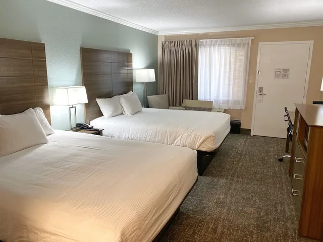 غرفة بريميوم بسريرين كوين، Roadstar Hotel Zephyrhills 1/3