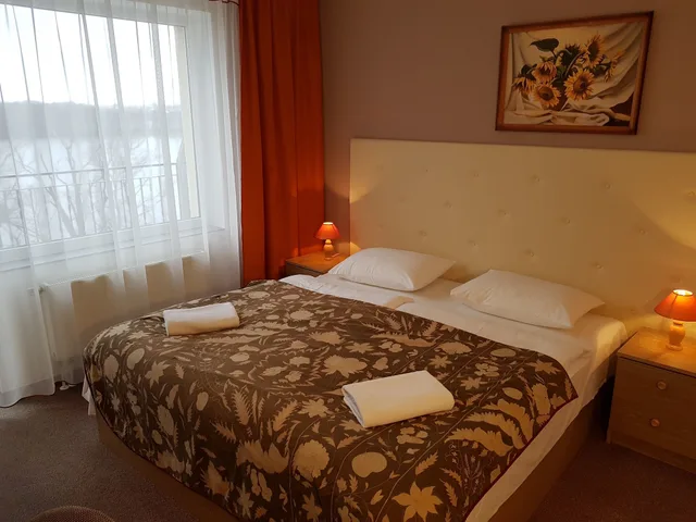 Family, Double and Twin Beds, Mazuria 1/3