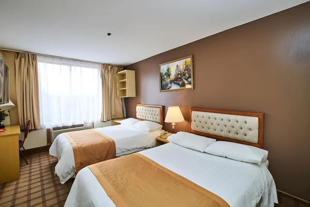 غرفة أساسية بسرير مزدوج بغرفة نوم واحدة، Flushing Hotel 1/1