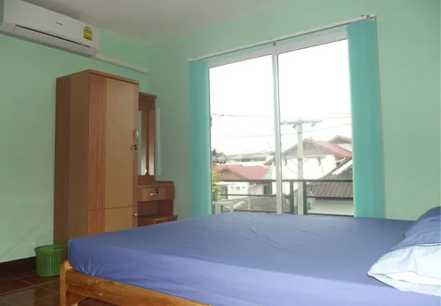 غرفة قياسية بسرير مزدوج، You And Me Hostel 1/2