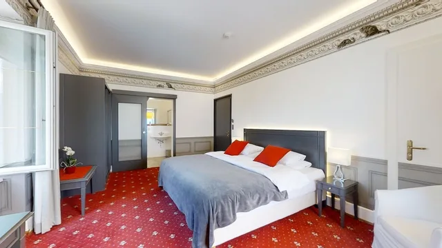 غرفة سوبيريور ديلوكس بسريرين منفصلين بإطلالة على البحيرة بشرفة، GOLF HOTEL RENE CAPT 2/5