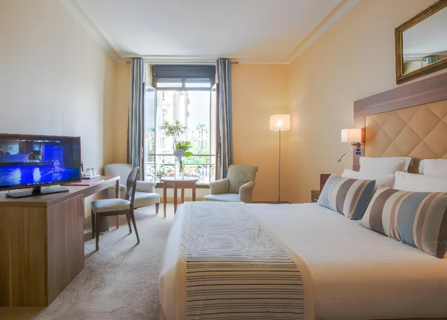 غرفة قياسية بسرير مزدوج بإطلالة على المدينة، Westminster Hotel and Spa Nice 1/1