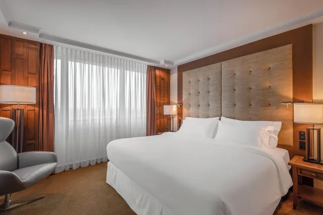 جناح ديلوكس بسرير كينج، The Westin Grand Munich 2/4