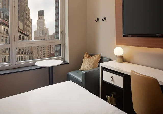 غرفة قياسية بسرير فردي، Hotel Indigo NYC Downtown - Wall Street 2/3