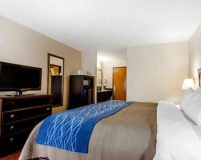 غرفة قياسية بسريرين كوين، Comfort Inn & Suites La Grange - Louisville Area 3/6