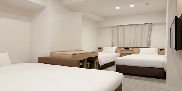 غرفة سوبيريور بسريرين منفصلين مع أريكة، Hotel Kuramae 1/3