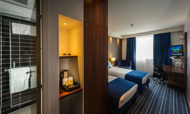 غرفة قياسية بسريرين منفصلين، Holiday Inn Express Strasbourg Centre 7/10