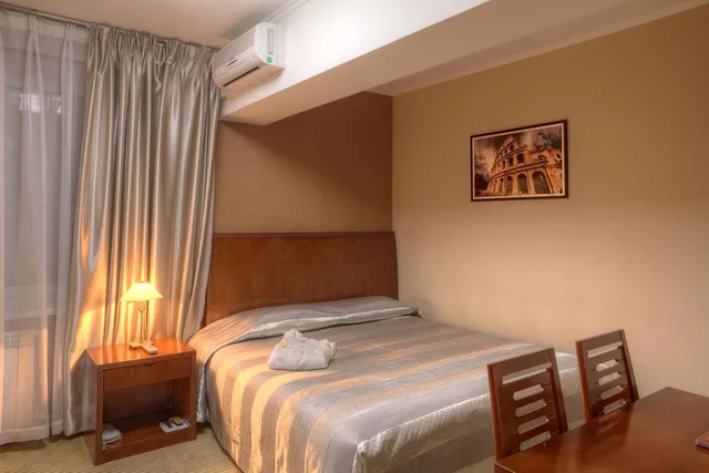 غرفة قياسية بسرير مزدوج، Voyage Almaty 1/1