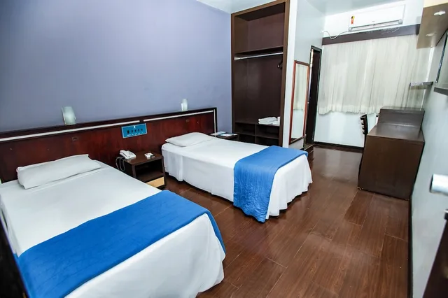 غرفة قياسية بسريرين منفصلين، Hotel 365 2/5