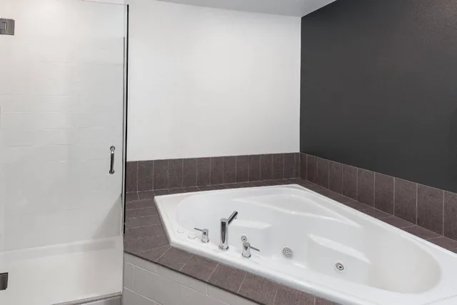 جناح بسرير كينج، Caretta Landing Sarasota, an Ascend Collection Hotel 2/2