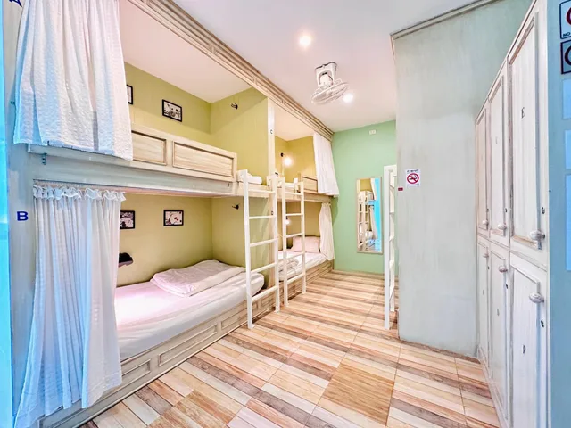 سكن مشترك مختلط بستة أسرّة بحمام مشترك، The Luna Hostel 2/6