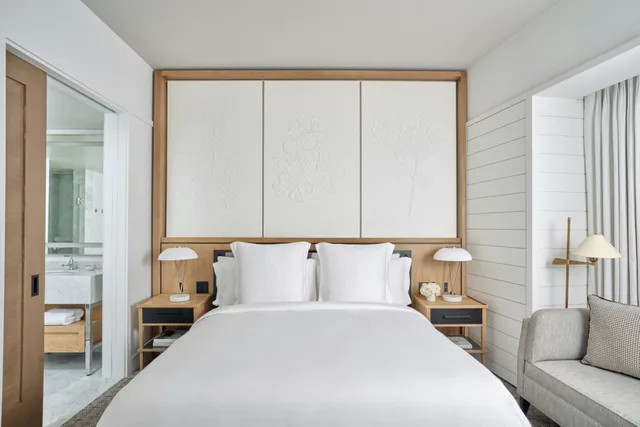 غرفة بريميير بسريرين مزدوجين بإطلالة على المدينة، Four Seasons Hotel New Orleans 1/6