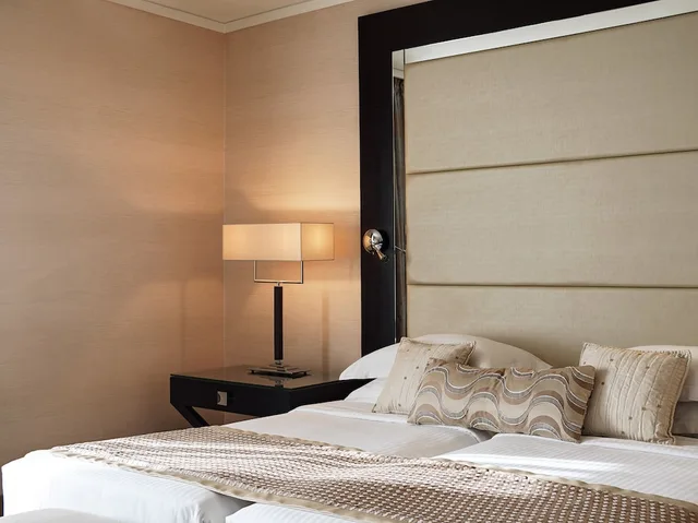 غرفة تنفيذية بسرير كينج بإطلالة على المسبح، Galaxy Hotel Iraklio 1/3