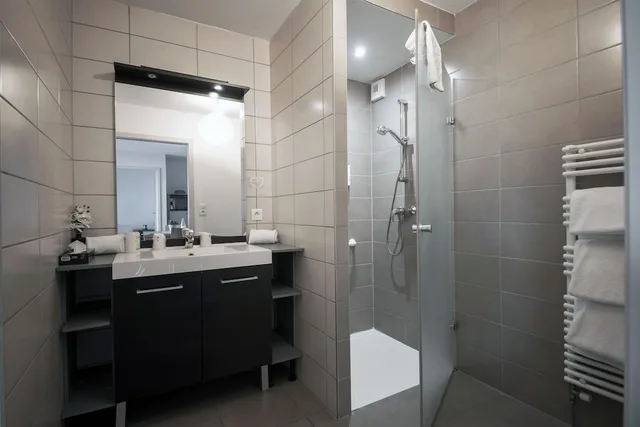 Apartment, 2 Queen Beds, 2 Trundle Beds، Appart du Trident 6/6
