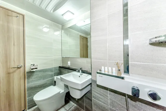 غرفة ديلوكس بسرير مزدوج وسرير فردي، Index Hotel J Dream Jeju 6/6