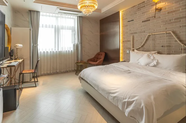 Business, Deluxe, Single, Outdoor Spa، February Hotel Dongseongro 1/1
