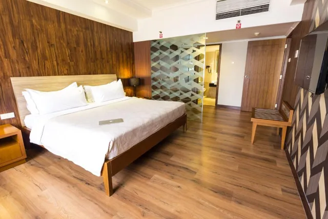 جناح جونيور، ARTOTEL Gelora Senayan Jakarta 1/1