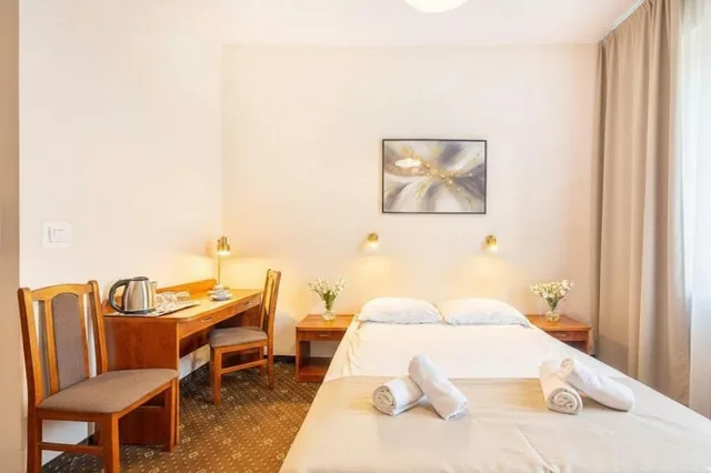 غرفة اقتصادية بسرير مزدوج، Lothus Hotel 2/8