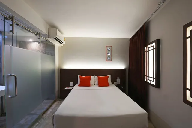 Standard, Double Bed, No Window، Ruamchitt Plaza Hotel 1/9