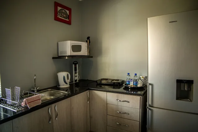 21 Klein Karoo Street، Oudtshoorn 33/35