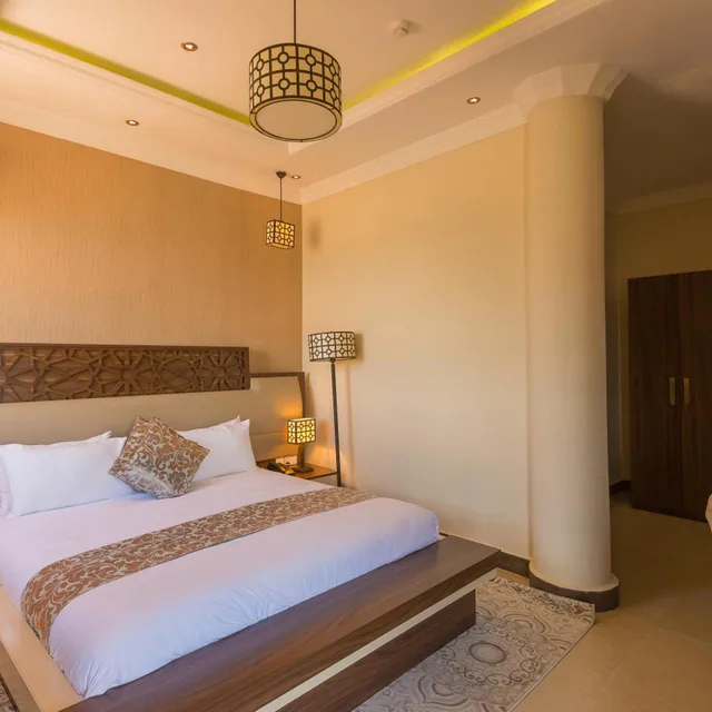 جناح بسرير كينج بإطلالة على البحر بغرفة نوم واحدة، GOLDEN TULIP ZANZIBAR RESORT 2/9