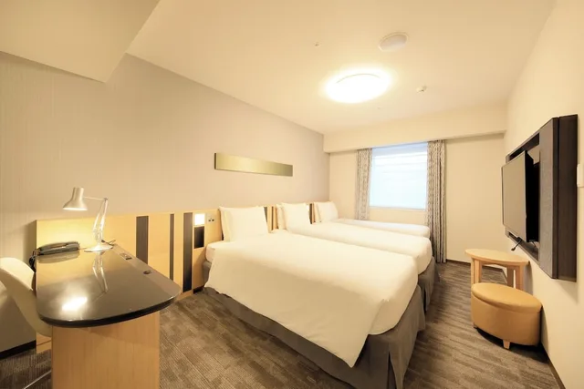 غرفة بريميوم بثلاثة أسرّة، Richmond Hotel Tokyo Suidobashi 1/4
