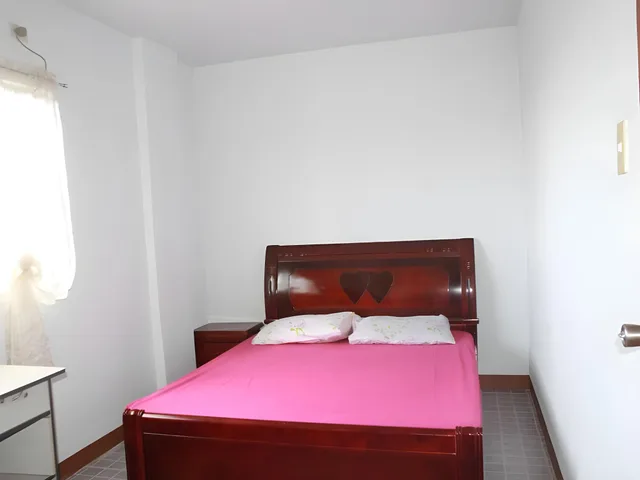 غرفة قياسية بسرير كوين، Cebu Guest Inn 1/2