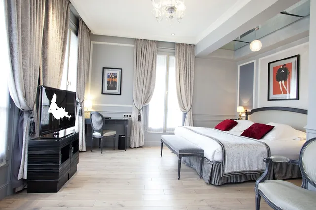 جناح بريستيج بسرير كوين مع أريكة، Maison Albar Hotel Paris Champs Elysees 1/3