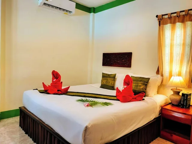 بنغل ديلوكس ثلاثي بسرير مزدوج وسرير فردي، Phuwadee Resort And Spa 2/2