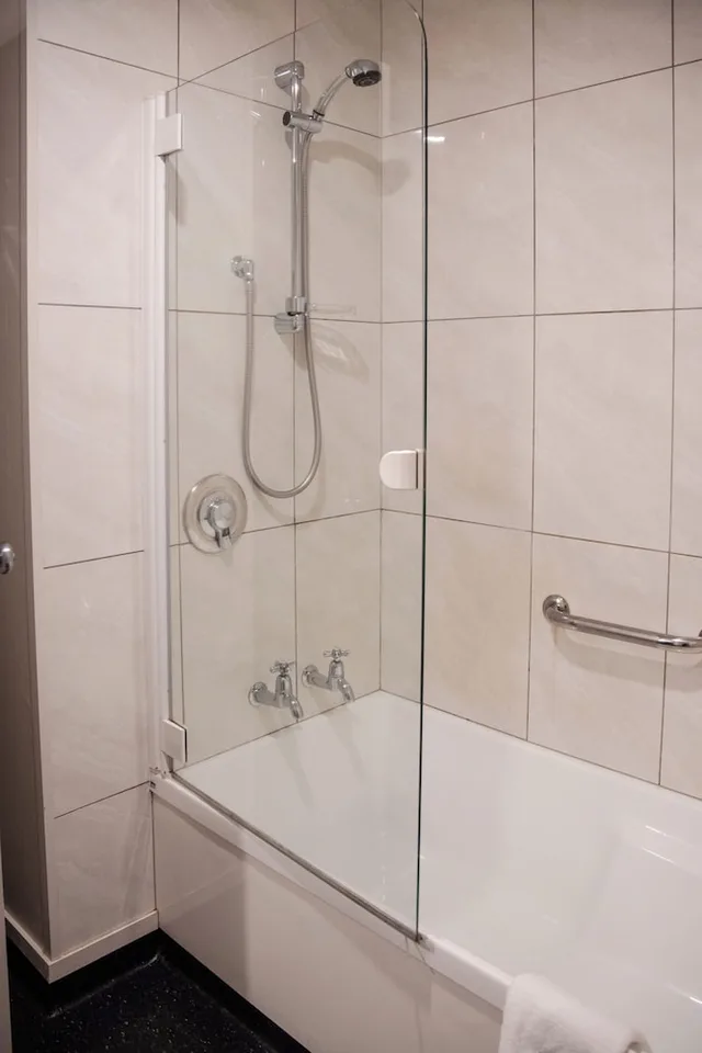 غرفة سوبيريور بسريرين كوين، Ascot Park Hotel 6/6