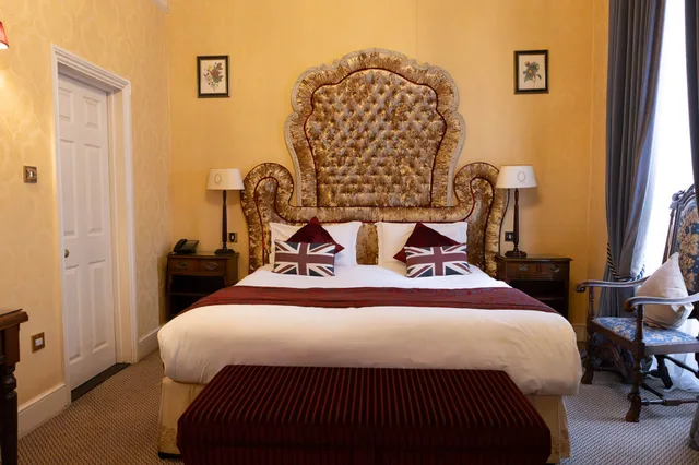 جناح غراند سوبيريور، The Leonard Hotel 3/3