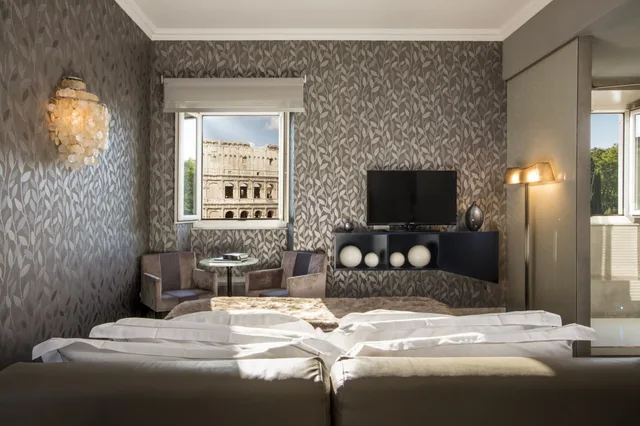 Master, Double Bed, Colosseum View، Palazzo Manfredi 4/6
