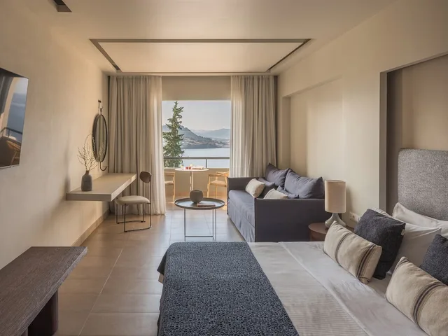 جناح جونيور بسرير مزدوج بإطلالة على البحر مع أريكة، Lindos Mare 2/6