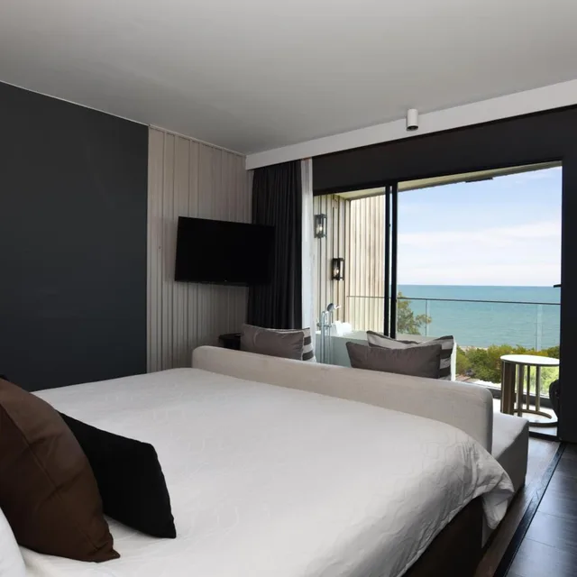 Ocean, Executive, Double Bed, Bayphere Hotel Pattaya JC 5/10