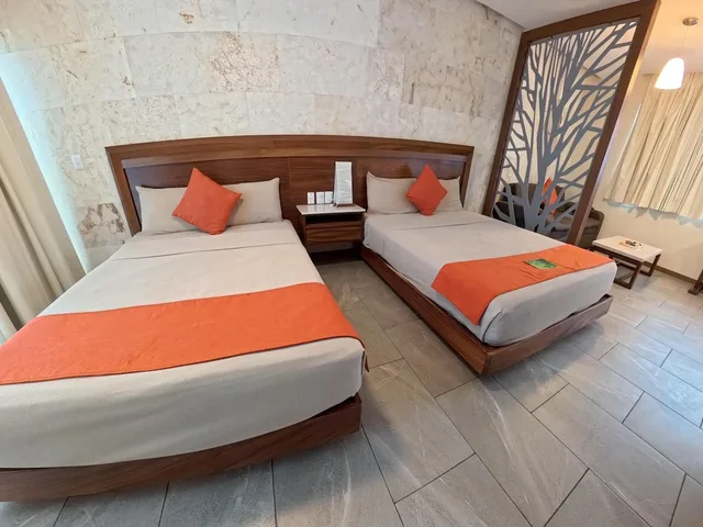 غرفة كومفورت بسريرين كوين مع أريكة، Grand Fifty Suites 3/10