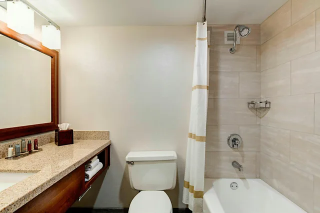 غرفة، Lincolnshire Marriott Resort 5/6