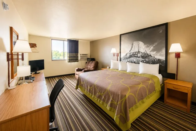 غرفة بسرير كينج، Fairbridge Inn And Suites 1/6